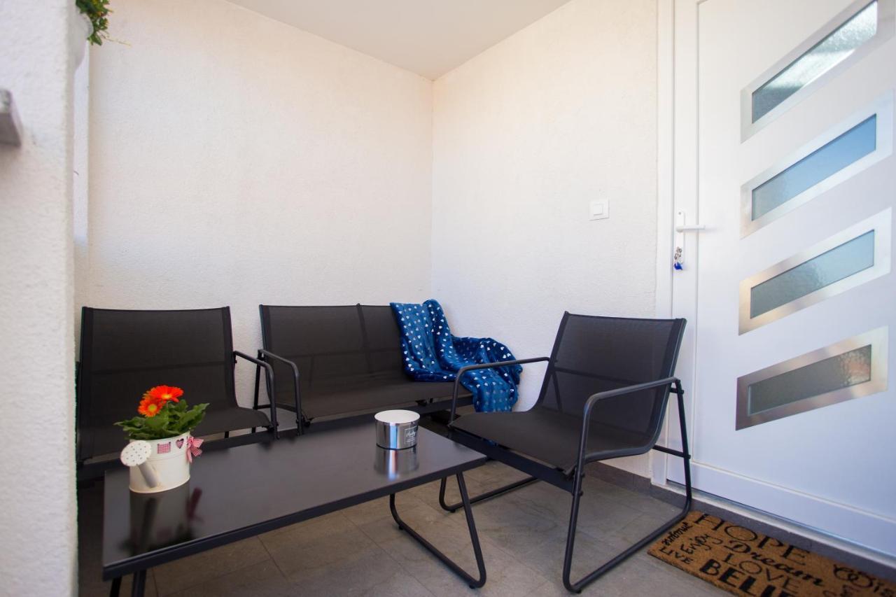 Appartement App Sara à Kanfanar Extérieur photo